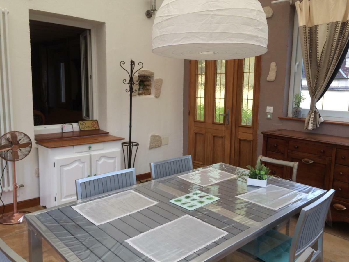 Maison D Helene Villy  Εξωτερικό φωτογραφία