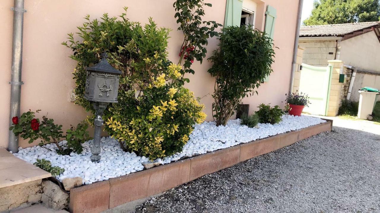 Maison D Helene Villy  Εξωτερικό φωτογραφία